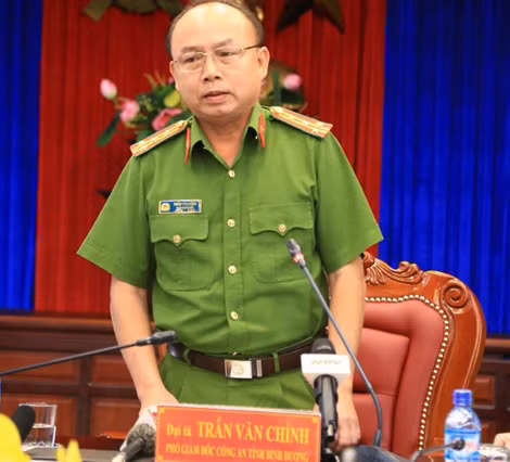 Đại tá Trần Văn Chính.