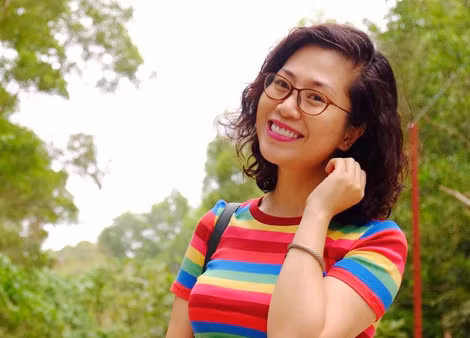 Nhà biên kịch Đặng Thiếu Ngân. Nhà biên kịch Đặng Thiếu Ngân.