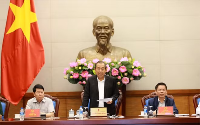 Phó Thủ tướng Thường trực Chính phủ Trương Hoà Bình kết luận Hội nghị.