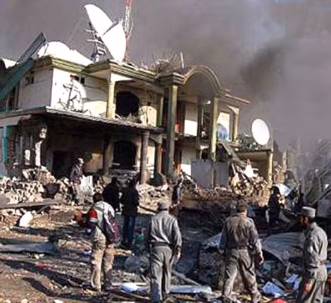 Nhà an toàn của CIA ở tỉnh Khost sau khi Balawi đánh bom tự sát. Nhà an toàn của CIA ở tỉnh Khost sau khi Balawi đánh bom tự sát.