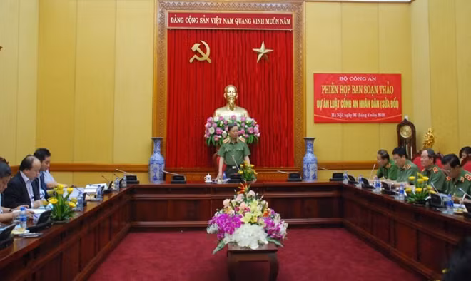 Bộ trưởng Tô Lâm phát biểu chỉ đạo phiên họp.