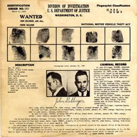 Poster truy nã John Dilinger với toàn bộ 10 dấu vân tay kèm theo của hắn.
