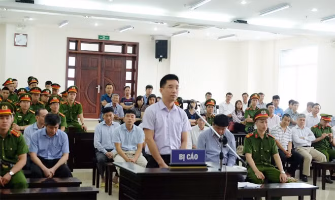 Bị cáo Bùi Mạnh Hiển.