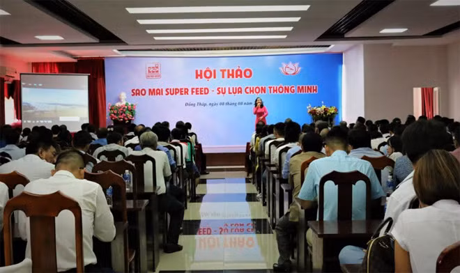 Quang cảnh buổi lễ. Quang cảnh buổi lễ.