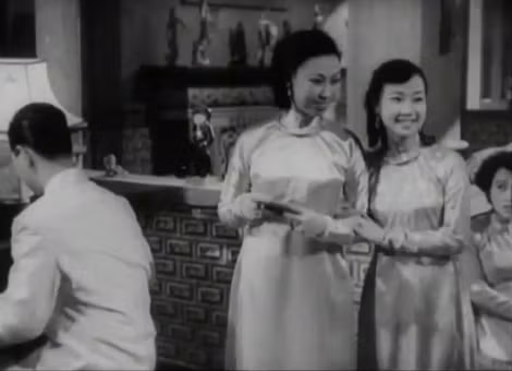 “Kiếp hoa” (sản xuất năm 1953) là bộ phim đầu tiên trong danh sách 101 bộ phim Việt Nam hay nhất.