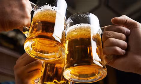 Việt Nam là nước có tỷ lệ tiêu thụ rượu bia đứng thứ nhì khu vực Đông Nam Á và trong tốp 30 của thế giới.