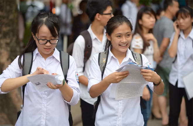 Đề tham khảo 2019 đã giảm dần độ khó so với đề thi năm 2018. Đề tham khảo 2019 đã giảm dần độ khó so với đề thi năm 2018.