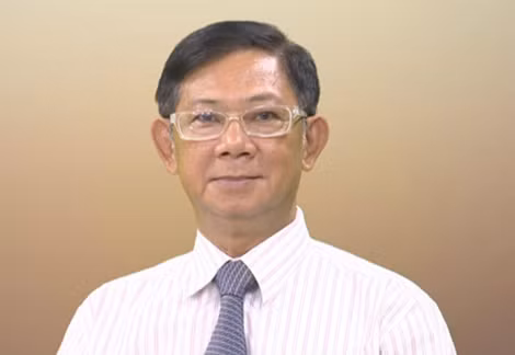 TS. Nguyễn Đức Nghĩa.