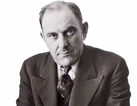 Victor Lustig, người đã 2 lần bán tháp Eiffel.