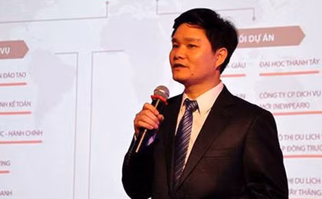 Đối tượng Phạm Thanh Hải thuyết trình "học làm giàu" tại các buổi hội thảo để dẫn dụ nhà đầu tư nộp tiền.