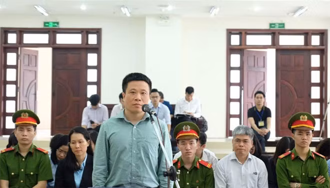 Bị cáo Hà Văn Thắm.