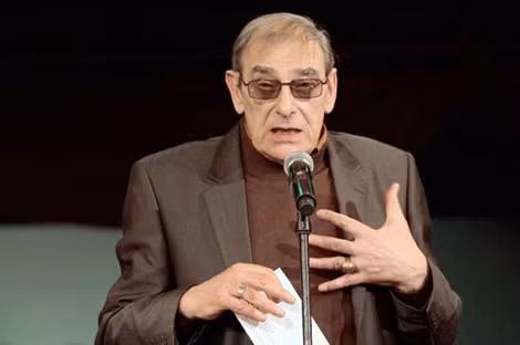 Đại tá Mikhail Mukasey (lúc 97 tuổi) trong buổi giới thiệu quyển hồi ký “Zefir và Elza - những điệp viên bất hợp pháp”.