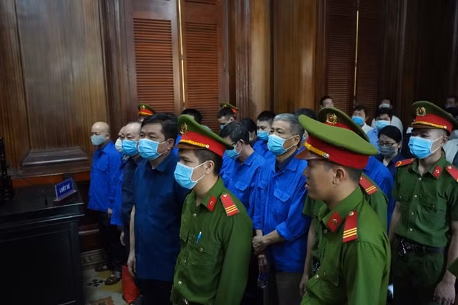 Các bị cáo tại tòa