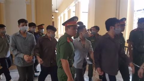 Các bị cáo sau phiên xét xử