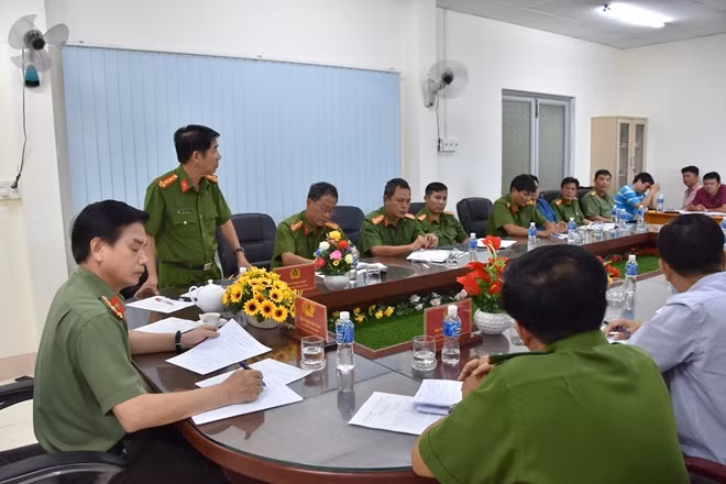 Ban giám đốc Công an Bình Thuận họp và trực tiếp chỉ đạo chuyên án