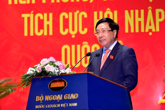Phó Thủ tướng, Bộ trưởng Ngoại giao Phạm Bình Minh phát biểu tại Đại hội.