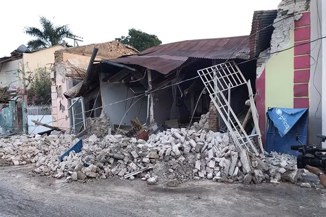 Trận động đất đánh sập nhiều ngôi nhà tại Puerto Rico, thiệt hại đang được tính toán. Ảnh minh họa Reuters.
