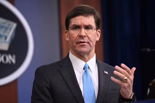 Bộ trưởng Quốc phòng Mỹ Mark Esper. Ảnh Reuters.