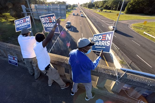 Người ủng hộ ứng viên Joe Biden tại Jacksonville, Florida. Ảnh US Today.