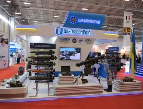 Gian trưng bày của các công ty Ukraine tại Defexpo India 2016.
