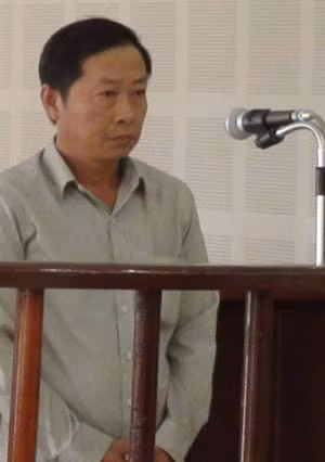 Bị cáo Nguyễn Thiện Minh tại tòa.