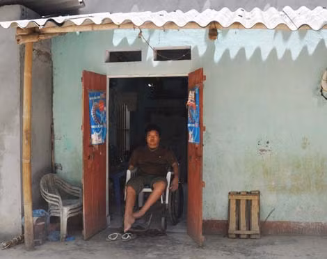 Hoàn cảnh vô cùng khó khăn nhưng thầy Bình chưa bao giờ đầu hàng số phận.