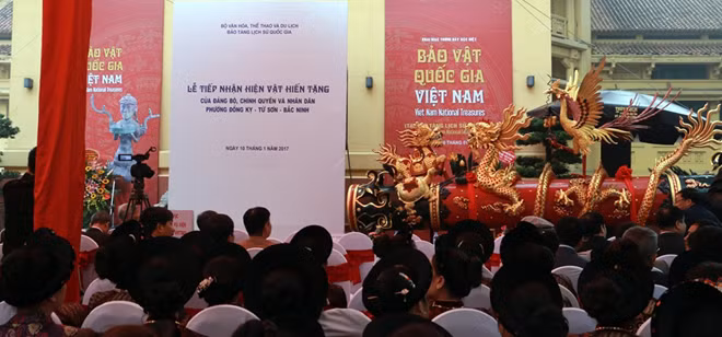 Quang cảnh buổi Triển lãm