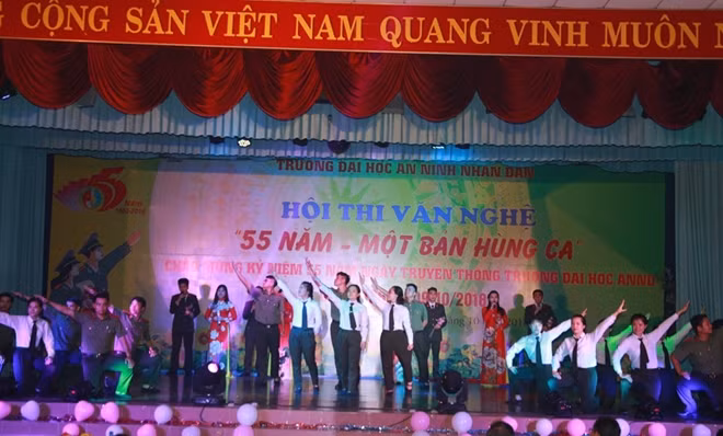 Các tiết mục văn nghệ đặc sắc tại Hội thi