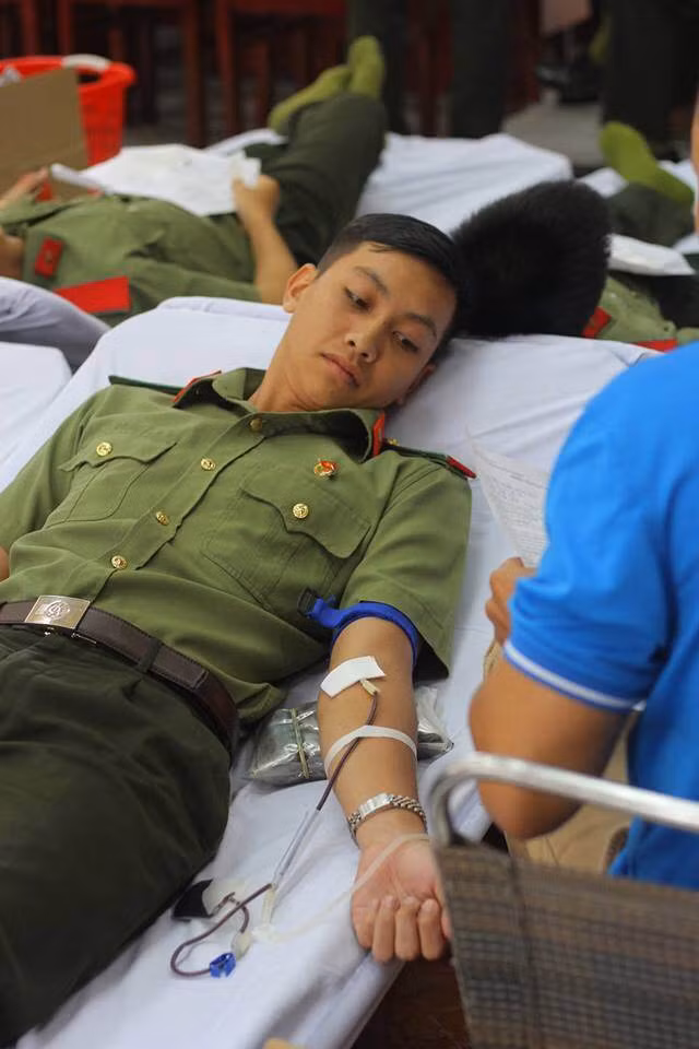 Sinh viên An ninh hiến máu tại Tây Ninh