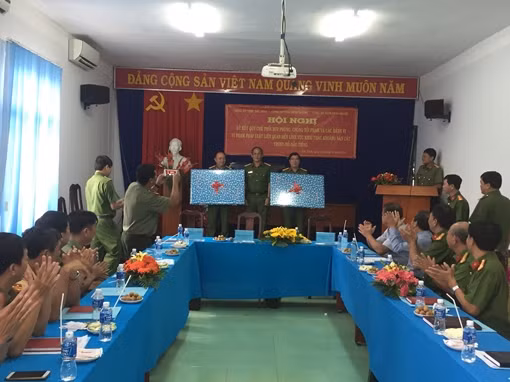 Phát hiện 30 vụ khai thác khoáng sản cát trái phép hồ Dầu Tiếng