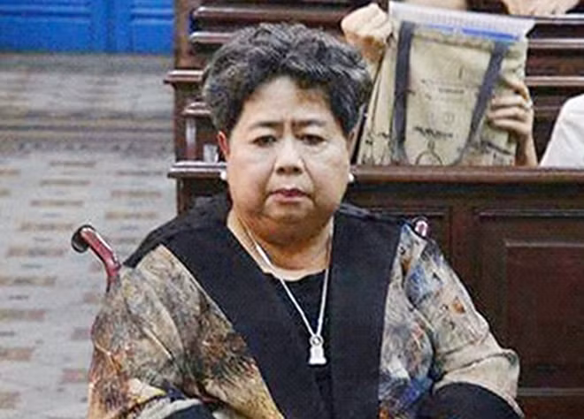 Bà Hứa Thị Phấn