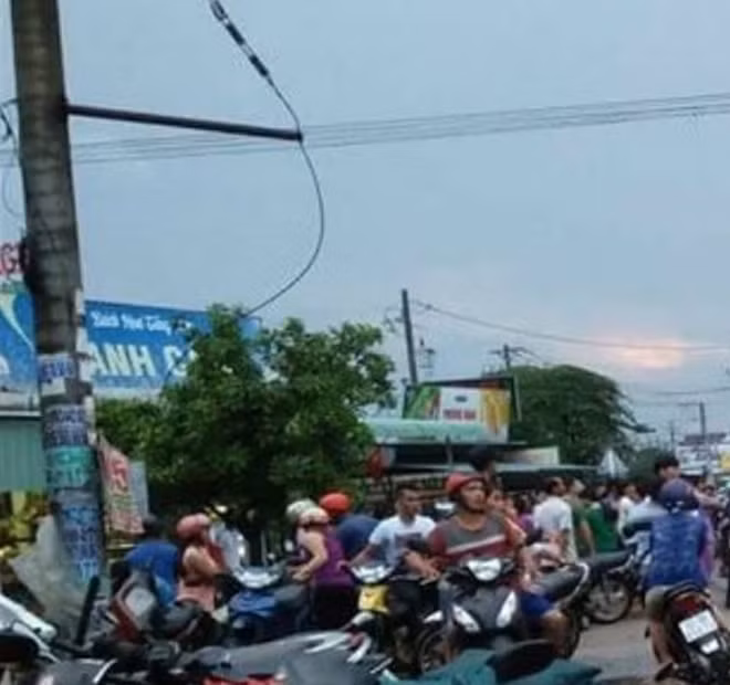 Hiện trường vụ việc tối ngày 9-9 và sáng 10-9 (ảnh V.H)