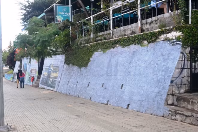 Những hình thù, ký hiệu dị hơm trên Con đường hội họa Đà Lạt đã được xóa bỏ sau phản ánh của Báo CAND Online