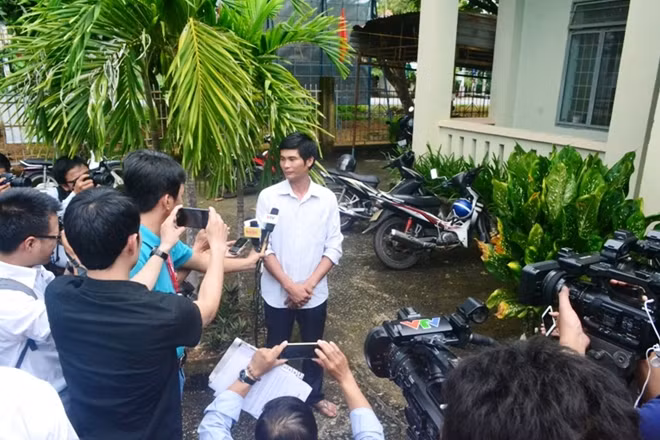 Anh Phan Văn Bắc bên “vòng vây” của báo chí