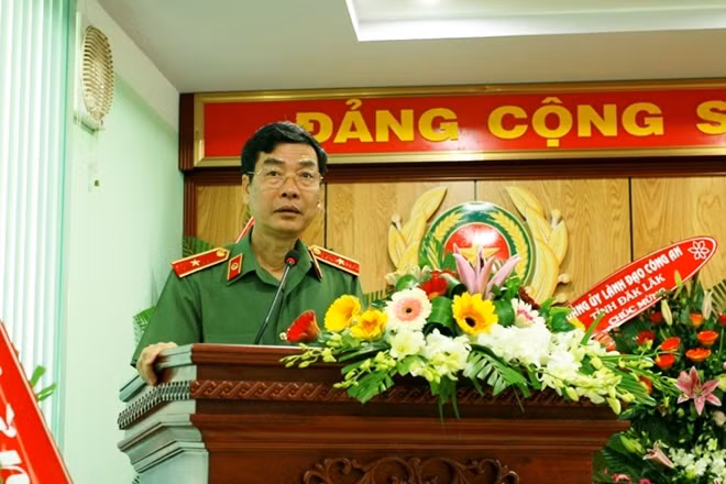 Thiếu tướng Phạm Văn Miên, Tổng biên tập Báo CAND phát biểu tại lễ khai trương