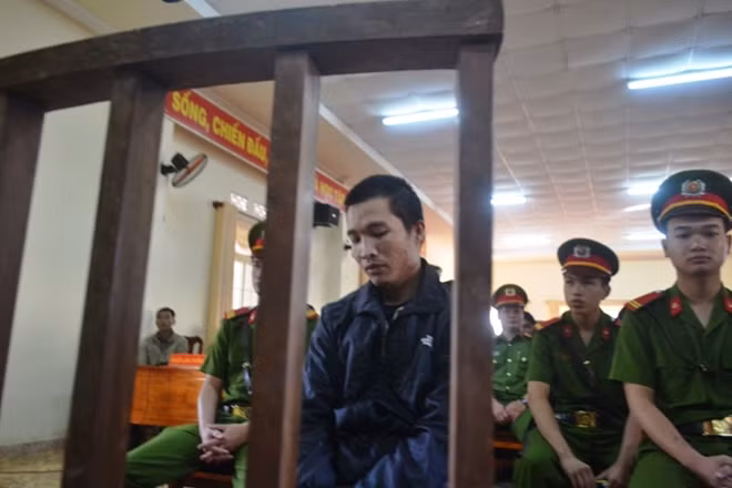 Kiều Quốc Huy trước vòng móng ngựa