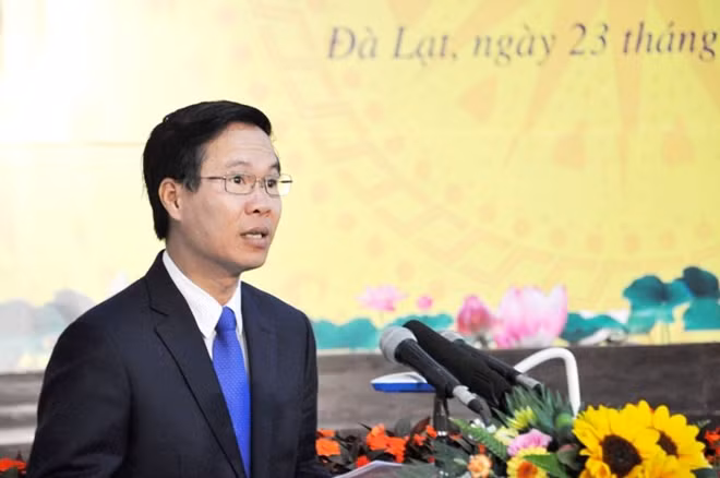 Đồng chí Võ Văn Thưởng phát biểu tại hội nghị