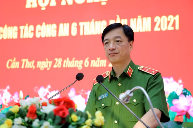 Thứ trưởng Nguyễn Duy Ngọc phát biểu chỉ đạo tại hội nghị.
