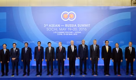 Các nhà lãnh đạo ASEAN và Tổng thống Liên bang Nga V.Putin. Ảnh: BTC.