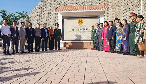 Di tích lịch sử quốc gia Tây Tiến (Mộc Châu, Sơn La).