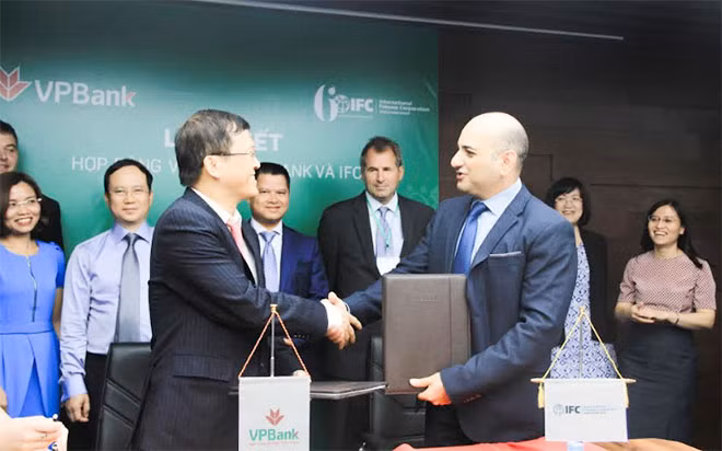 VPBank ký kết thỏa thuận với IFC.
