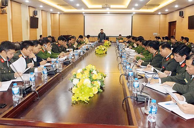 Hội nghị triển khai phương án đảm bảo ANTT trận chung kết lượt về AFF Cup của Công an Hà Nội.