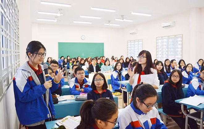 Chương trình môn Ngữ văn mới sẽ tăng quyền chủ động lựa chọn tác phẩm phù hợp cho giáo viên và học sinh. Ảnh: minh họa. Chương trình môn Ngữ văn mới sẽ tăng quyền chủ động lựa chọn tác phẩm phù hợp cho giáo viên và học sinh. Ảnh: minh họa.