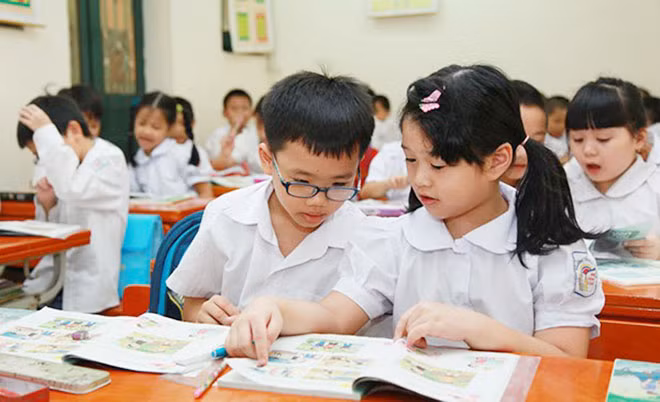 Mức học phí các trường công lập sẽ do Hội đồng nhân dân tỉnh quyết định.
