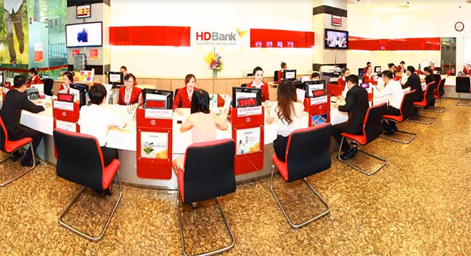 Nhân dịp xuân mới 2018, HDBank triển khai chương trình “Xuân sum vầy – Tết phú quý – Trúng vàng ký” dành cho tất cả các khách hàng cá nhân gửi tiết kiệm