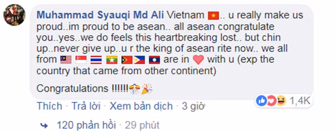 Lời động viên của cầu thủ Malaysia. Lời động viên của cầu thủ Malaysia.