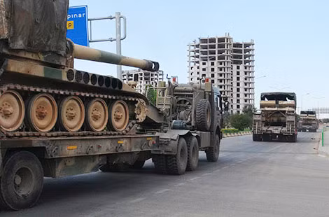 Những đoàn xe quân sự Thổ Nhĩ Kỳ trên đất Syria.