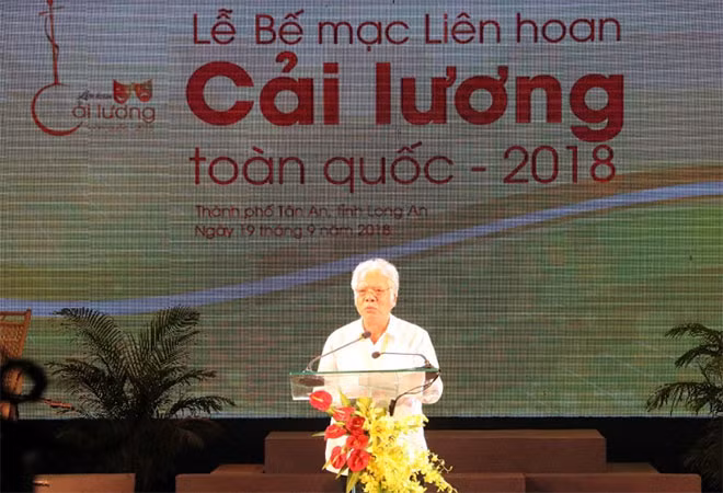 NSƯT Lê Chức, Phó Chủ tịch Hội Nghệ sĩ Sân khấu Việt Nam - Chủ tịch Hội đồng Nghệ thuật nhận xét về Liên hoan Cải lương toàn quốc 2018.