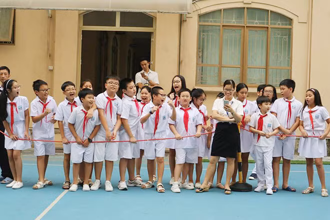 Việc một số trường đặc thù thiếu nhất quán trong phương thức tuyển sinh đã và đang “làm khó” cho phụ huynh và học sinh. Ảnh minh họa