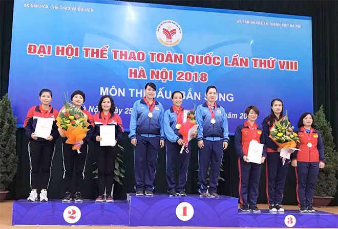 Trao giải nội dung đồng đội 25m súng ngắn thể thao nữ.